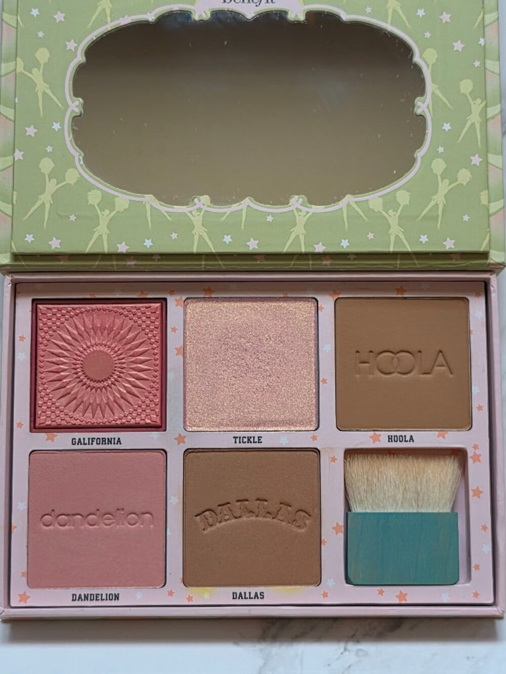 Benefit CHEEKLEADERS Palette (Hoola-Dallas-Galifornia-Dandelion-Tickle) - Picture 2 of 6